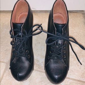 jeffrey campbell booties Size 8